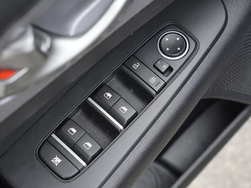 Used 2022 Kia Forte LXS FWD image 7