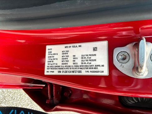Used 2022 Tesla Model 3 Standard Range RWD image 18