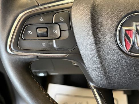 Used 2022 Buick Encore GX Preferred w/ Cold Weather Comfort Package FWD image 10