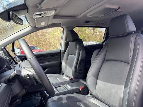 Used 2024 Honda Odyssey Touring image 14
