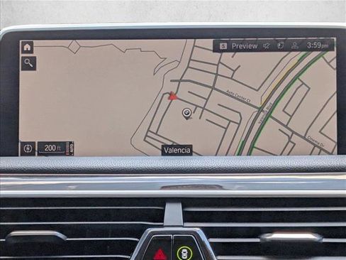 Used 2022 BMW 750i xDrive AWD/4WD image 13