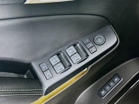 Used 2017 GMC Yukon XL Denali w/ Open Road Package image 25