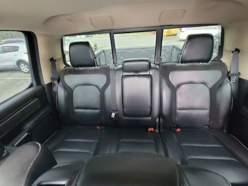 Used 2019 RAM 1500 Laramie w/ Off Road Group image 5