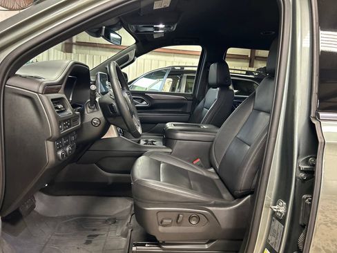 Used 2023 Chevrolet Tahoe LT w/ Luxury Package AWD/4WD image 14