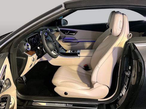 New 2027 Mercedes-Benz CLE 300 4MATIC Cabriolet image 13
