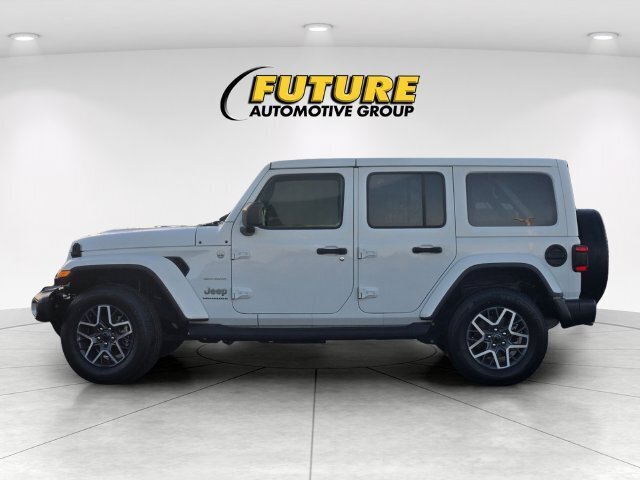 Used 2024 Jeep Wrangler Unlimited Sahara w/ Technology Group AWD/4WD image 9