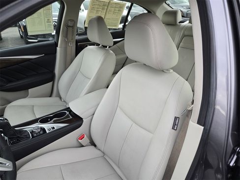 Used 2018 INFINITI Q50 Luxe w/ Sensory Package (Luxe) image 15