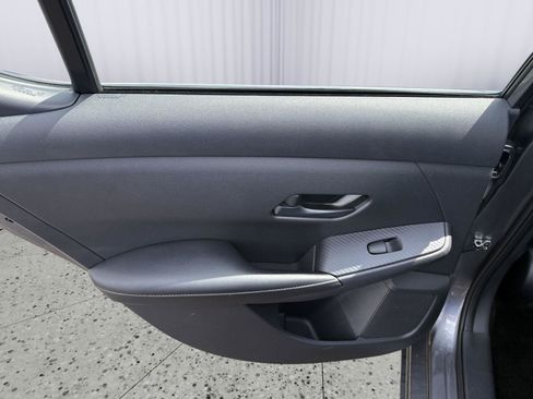 Used 2024 Nissan Sentra SV w/ All-Weather Package FWD image 22