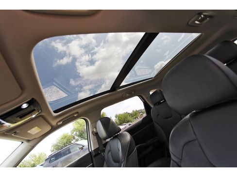 Certified 2023 Kia Sorento SX FWD image 35