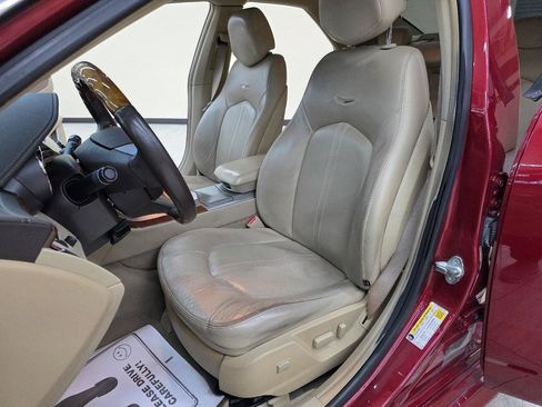 Used 2010 Cadillac CTS Luxury RWD image 14