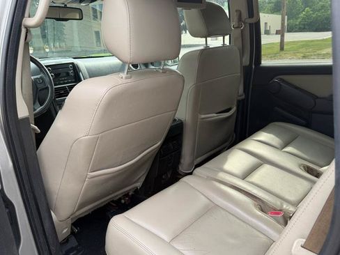 Used 2008 Ford Explorer XLT AWD/4WD image 11