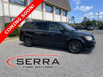Used 2019 Dodge Grand Caravan SXT