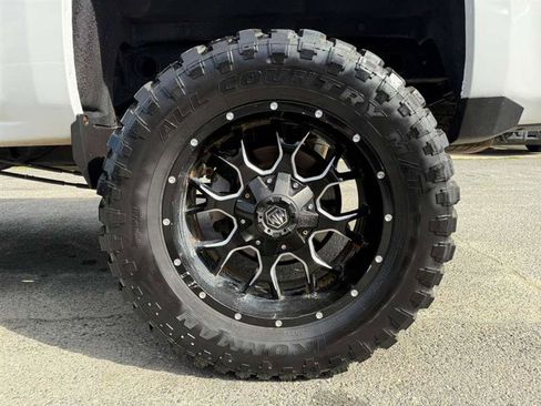 Used 2014 Chevrolet Silverado 1500 LT image 16