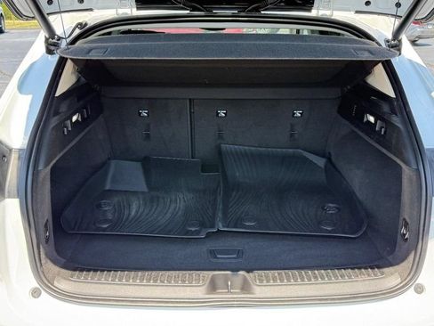 Used 2021 Buick Envision Essence w/ Technology Package I AWD/4WD image 4