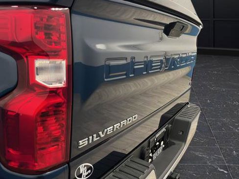 Used 2020 Chevrolet Silverado 1500 LT w/ All-Star Edition image 36