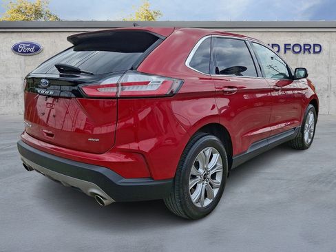 Used 2023 Ford Edge Titanium w/ Equipment Group 301A image 6