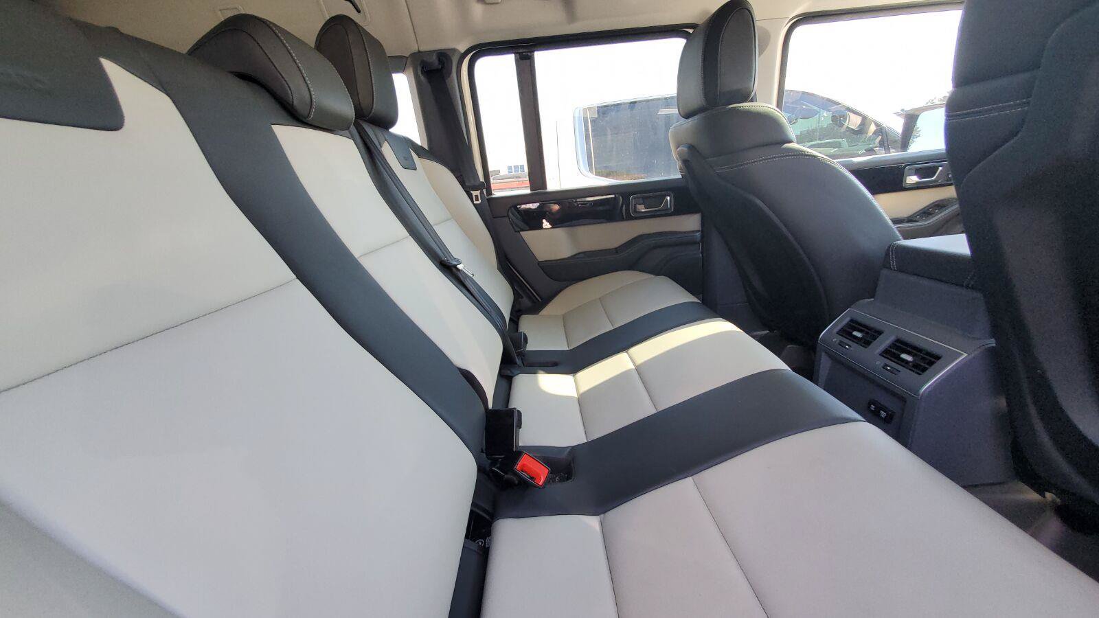 Used 2024 INEOS Grenadier Station Wagon AWD/4WD image 6