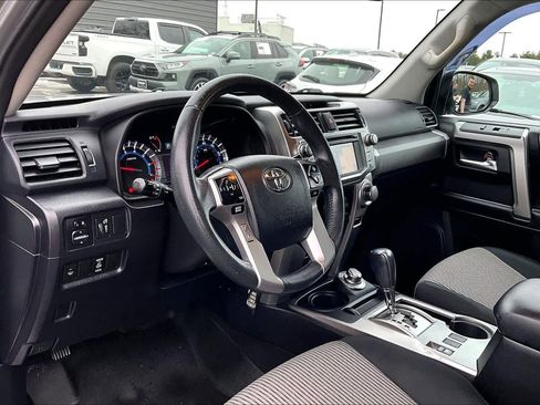 Used 2015 Toyota 4Runner SR5 image 15