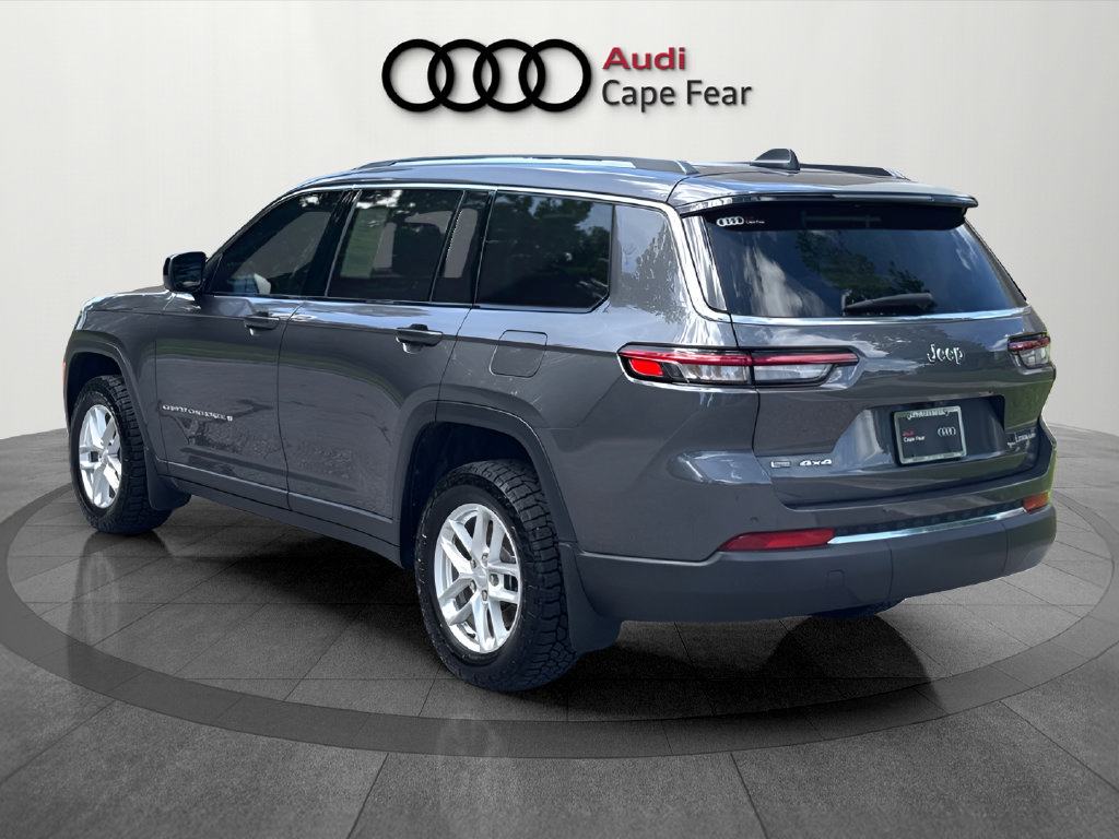Used 2022 Jeep Grand Cherokee L Laredo w/ Luxury Tech Group I AWD/4WD image 3