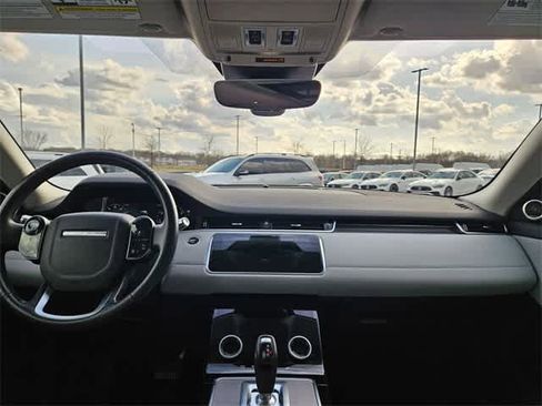 Used 2020 Land Rover Range Rover Evoque SE image 20