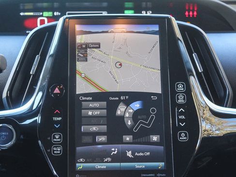 Used 2022 Toyota Prius Prime XLE image 14