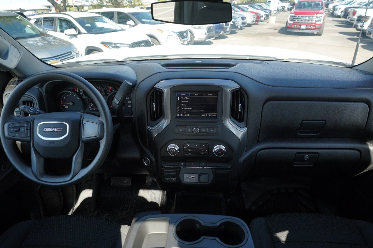 New 2026 GMC Sierra 2500 Pro AWD/4WD image 7