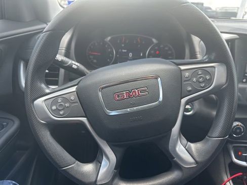 Used 2024 GMC Terrain SLE FWD image 6