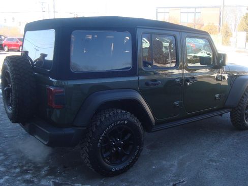 Used 2023 Jeep Wrangler Unlimited Sport image 4