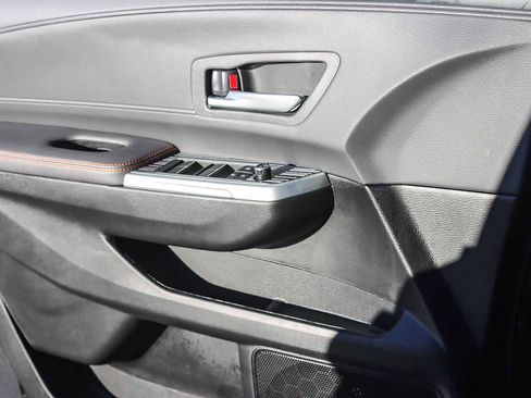 Used 2023 Toyota Sienna XSE image 21