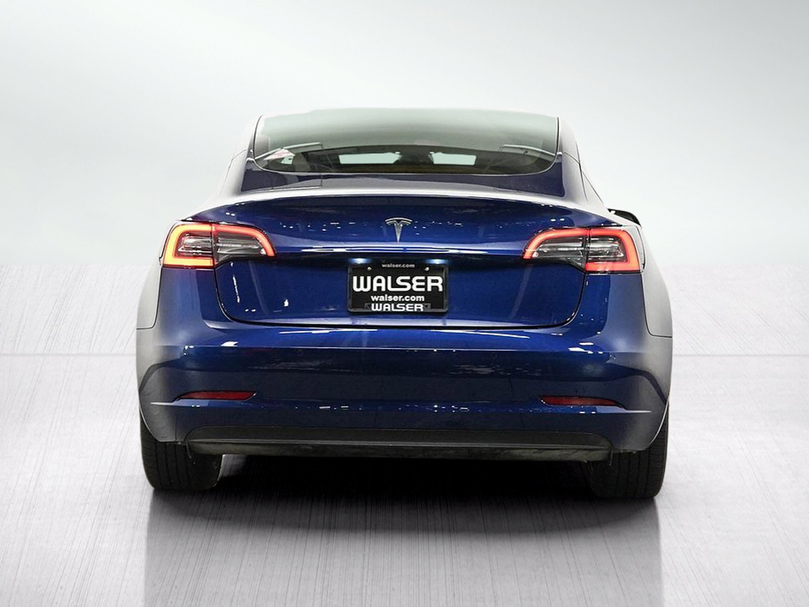 Used 2020 Tesla Model 3 Standard Range RWD image 4