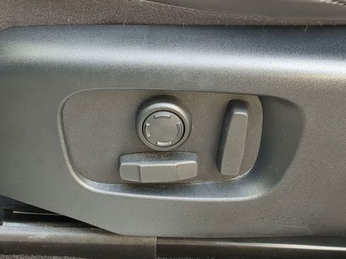 Used 2018 Land Rover Range Rover Sport HSE image 17