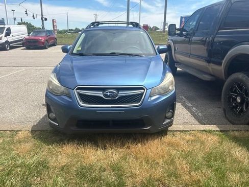 Used 2017 Subaru Crosstrek 2.0i Premium AWD/4WD image 4