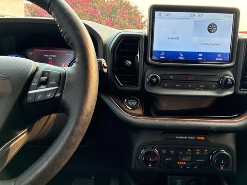 Used 2022 Ford Bronco Sport Outer Banks w/ Tech Package AWD/4WD image 22