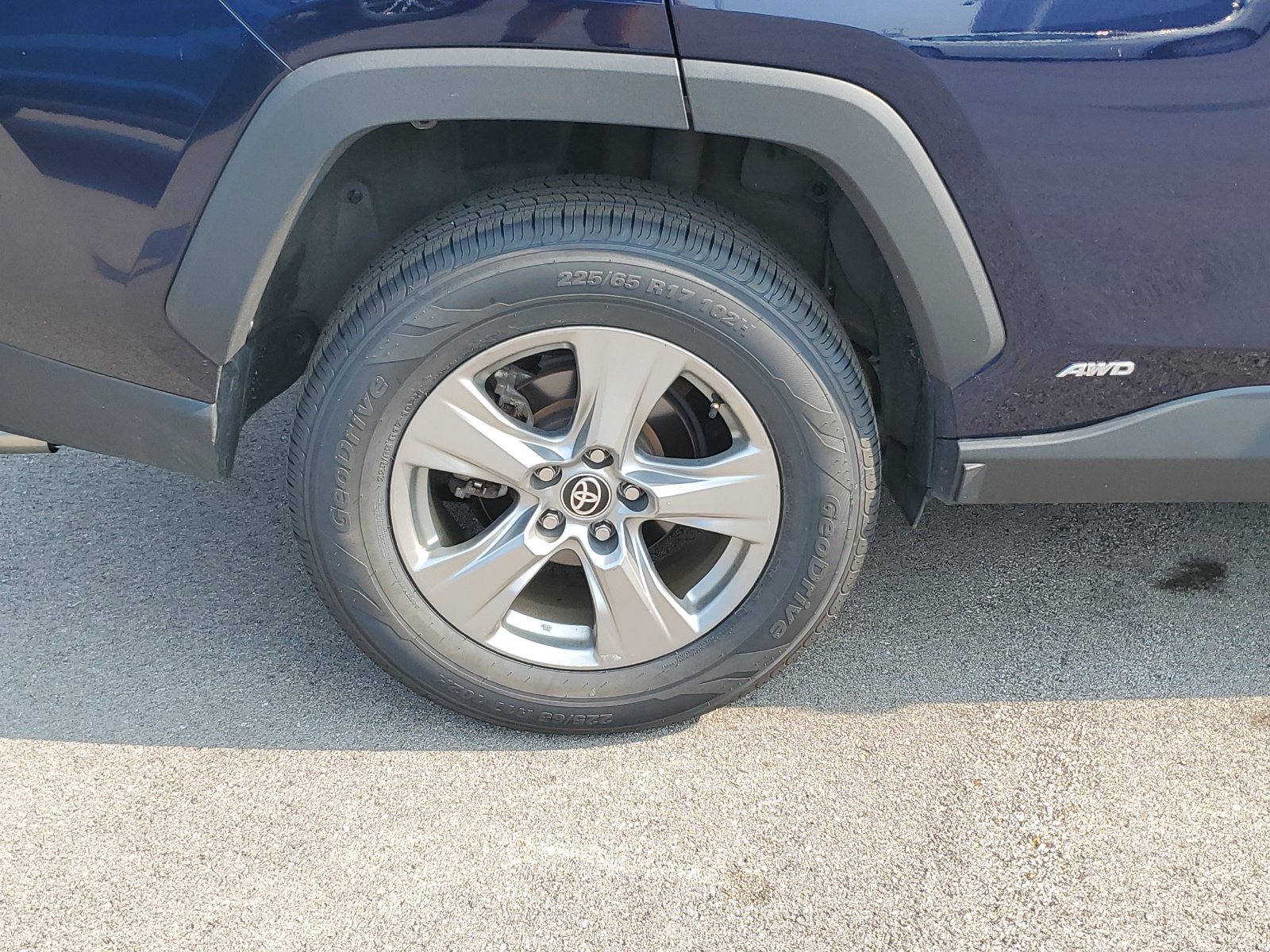 Certified 2024 Toyota RAV4 XLE AWD/4WD image 5