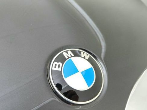 Used 2025 BMW X4 M40i AWD/4WD image 16