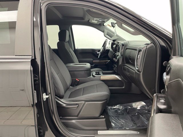 Used 2021 Chevrolet Silverado 1500 RST w/ Convenience Package II AWD/4WD image 16