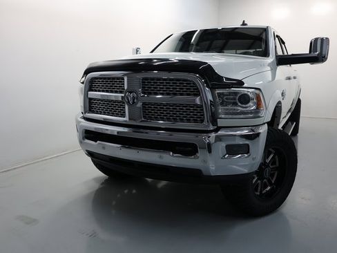 Used 2016 RAM 3500 Laramie w/ Convenience Group image 45