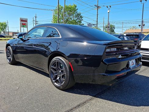 New 2026 Dodge Charger R/T w/ Performance Handling Group AWD/4WD image 7