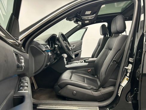 Used 2014 Mercedes-Benz E 350 4MATIC Wagon image 33