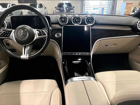 Certified 2022 Mercedes-Benz C 300 4MATIC Sedan image 13