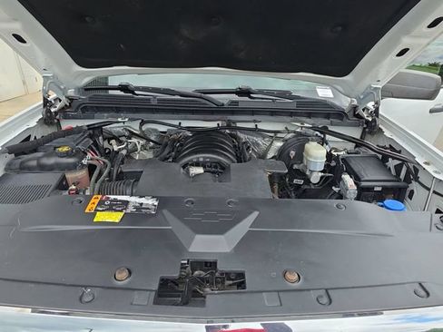Used 2018 Chevrolet Silverado 1500 W/T AWD/4WD image 28