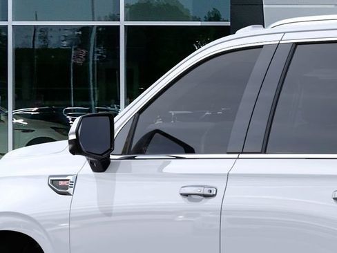 New 2026 GMC Yukon Denali w/ Sun & Power Step Package AWD/4WD image 12