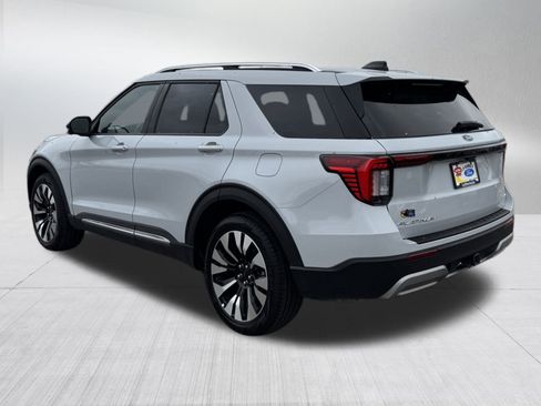Certified 2025 Ford Explorer Platinum w/ LUX Leather Package image 5