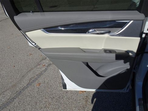 Certified 2023 Cadillac XT6 Premium Luxury w/ Technology Package image 18