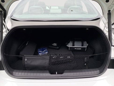 New 2025 Hyundai Ioniq 6 SEL image 29