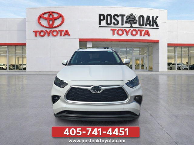 Used 2026 Toyota Highlander XLE AWD/4WD image 11