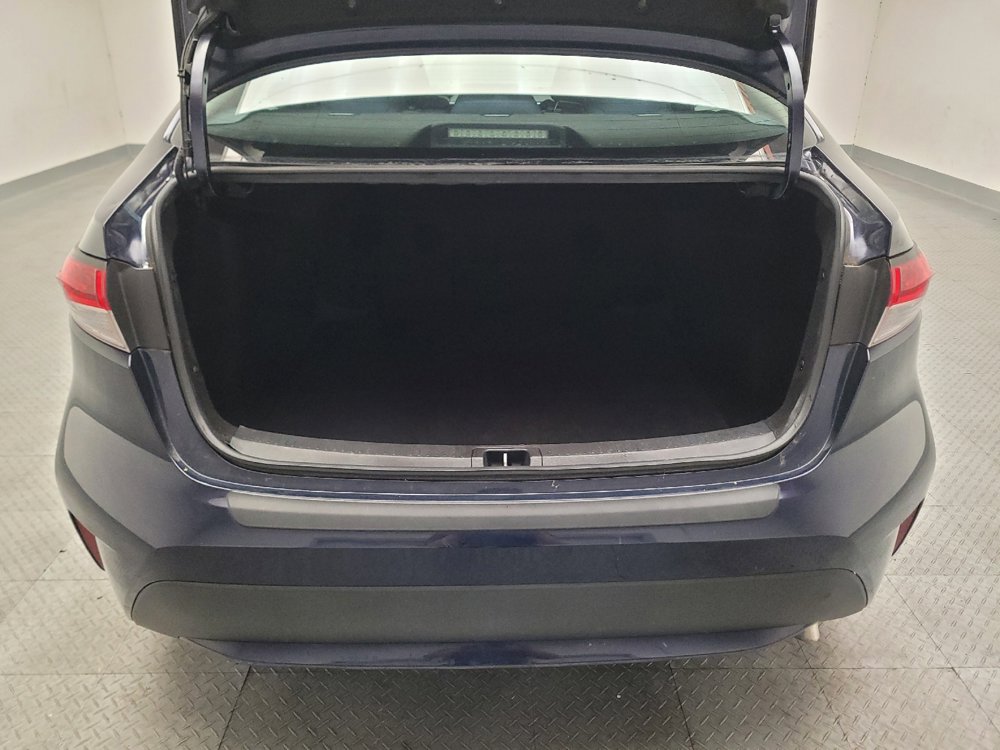 Used 2021 Toyota Corolla LE w/ LE Premium Package FWD image 29