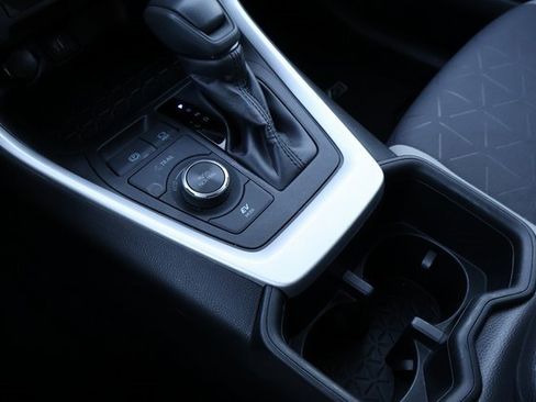 Used 2023 Toyota RAV4 XLE image 31