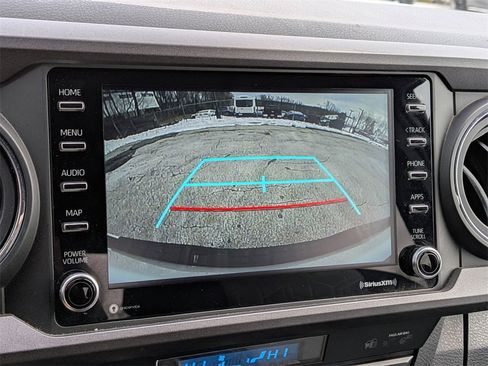 Used 2023 Toyota Tacoma TRD Sport image 17