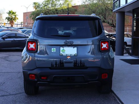 Used 2021 Jeep Renegade Trailhawk w/ Sun & Sound Group AWD/4WD image 10